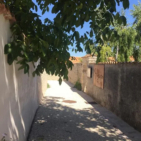 La Madeleine La Jarrie