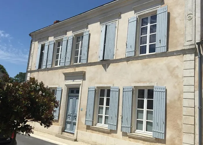 La Madeleine Bed & Breakfast *